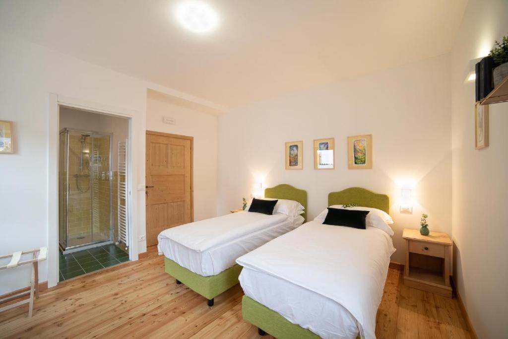 Alpedale Hotel Оваро Екстериор снимка